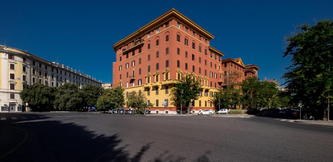 Otto & Photogallery Guest house Rome